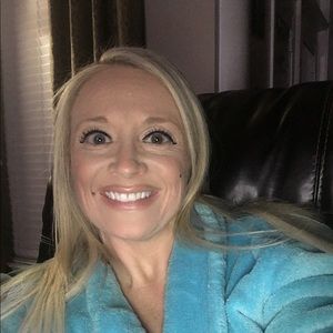 Meet your Posher, Melanie